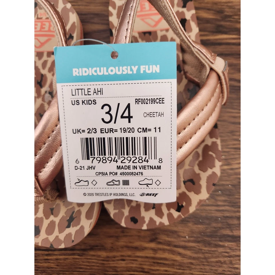 Baby Girl Reef Leopard Print Flip flops  - Image 2 of 4