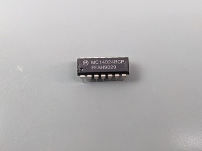 (4) MC14024BCP ICs 7-stage binary ripple counter, Motorola, NOS