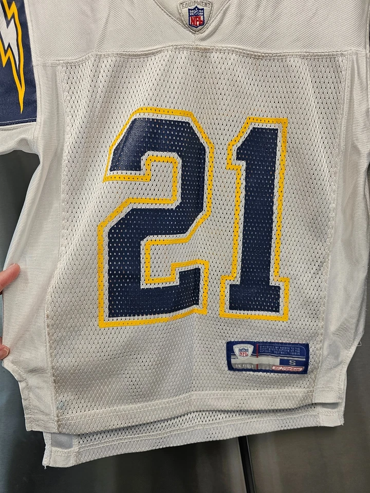 Camiseta deportiva juvenil pequeña Onfield Reebok de los San Diego Chargers #21 Ladainian Tomlinson NFL Foto 4 de 4