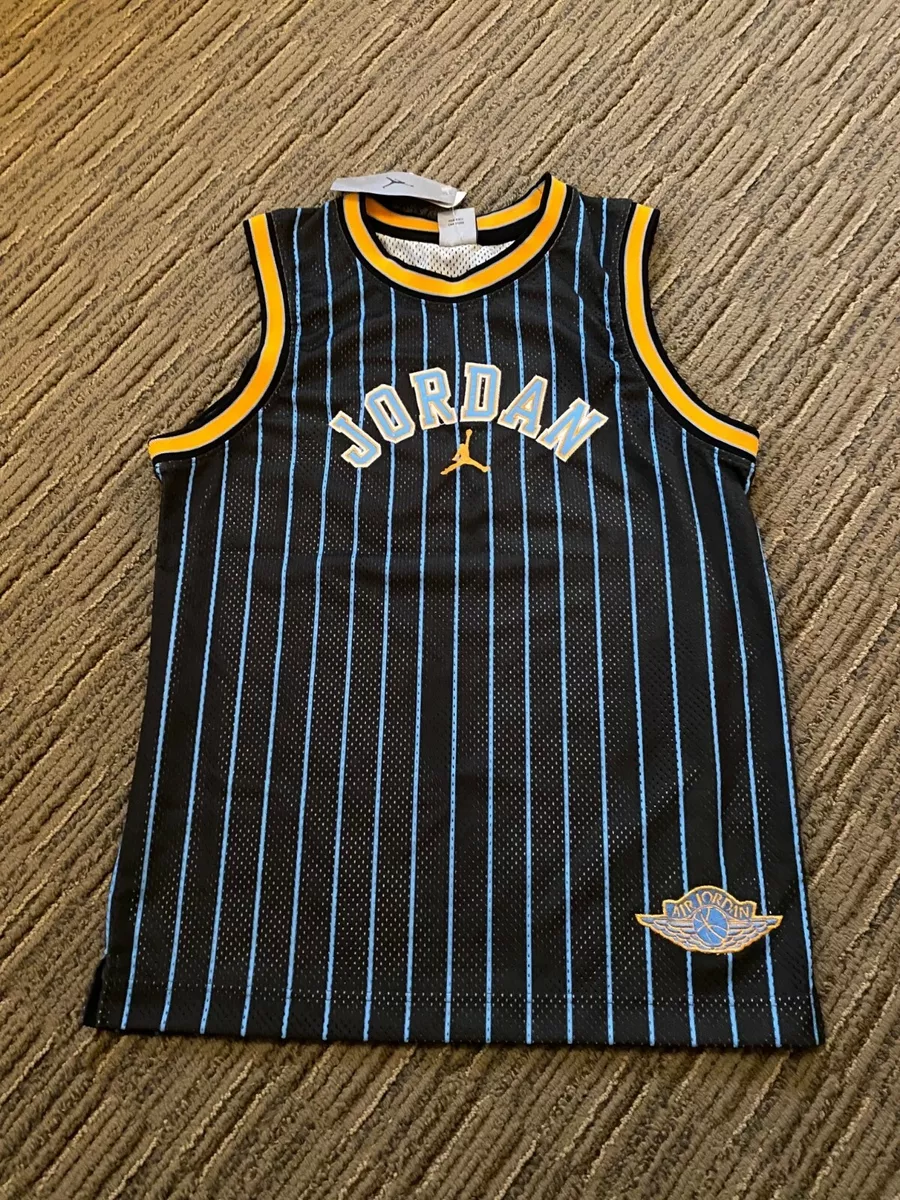 Retro Brand Carmelo Anthony Jersey Black / Large