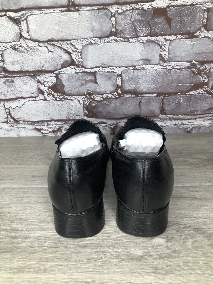 Munro American Black Leather Slip On Heel Loafer Shoes Women’s Sz 8.5 SS US/39EU - Image 4 of 4