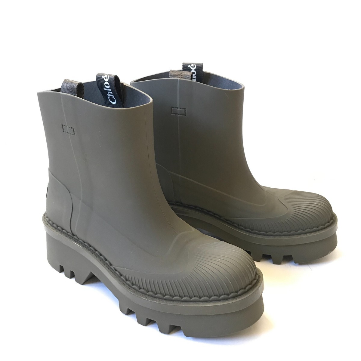 NWOB Chloe Raina Rain Boots Booties Womens 41 Grape Leaf Green