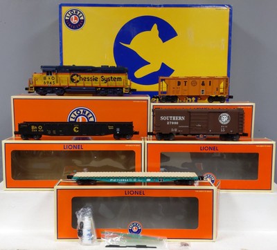 Lionel 6-31735 O Chessie System Diesel Freight Train Set with RailSounds EX/Box