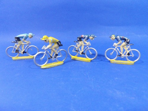 Cofalu - Model Bicycle  45  - Ensemble De 45 Figurines Cyclistes Vintage En Plastique Maillots Bouti Cycle Annees 1980 Made In France