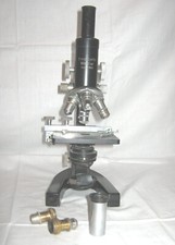 altes ERNST LEITZ WETZLAR MIKROSKOP Nr. 451903  -   U.H.Kl., H. Nr. 24 + Zubehör