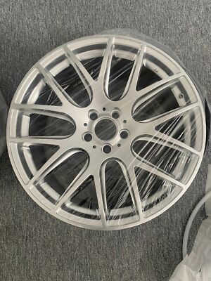 Felge Axe Design 19x8,5 26.6 (19 Zoll) Model: CS Lite Farbe: Hyper Silver