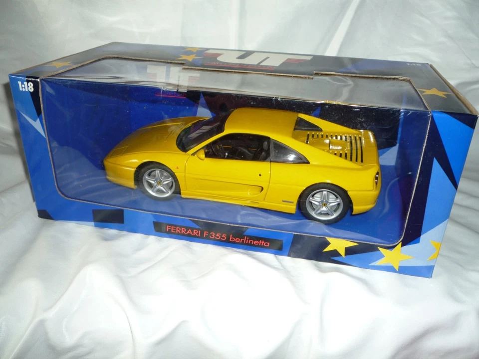Ferrari 355 GTB Jaune ut Models  1/18 avec boite - Photo 2/4