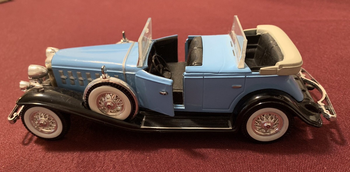 1932 Cadillac Phaeton V-16, Anson, Rare 2 Tone Blue, VG+, 1 1932 Cadillac Phaeton V-16, Anson, Rare 2 Tone Blue, VG+, 1