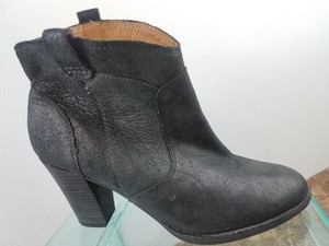 clarks indigo booties