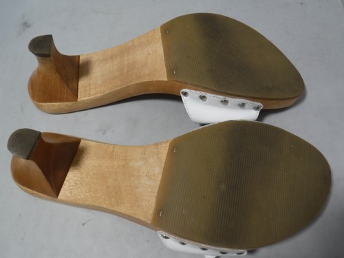 GA15 VTG 80s 90s Women's MIA White Leather Bow Wood Platform Heel Mules Sandal 9 - Picture 13 of 18