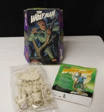 Vintage Polar Lights Universal Monsters 1/8 Wolfman Plastic Model #5018 1998