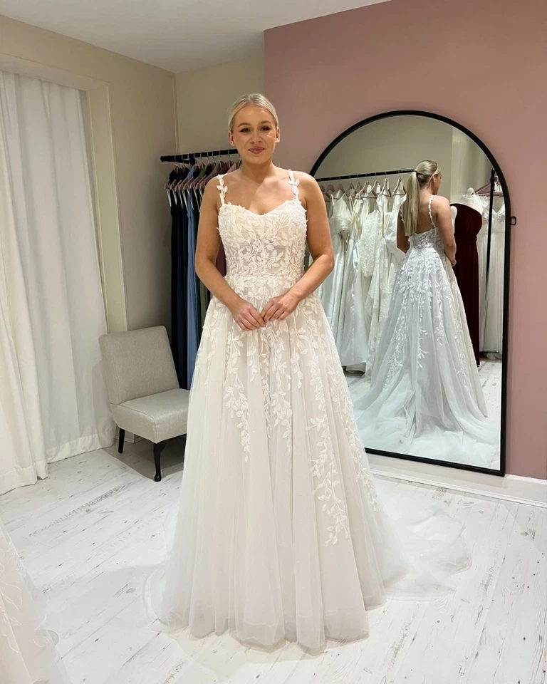 Vestidos de novia con tirantes de espagueti espalda baja línea A apliques de encaje vestidos de novia Foto 3 de 4