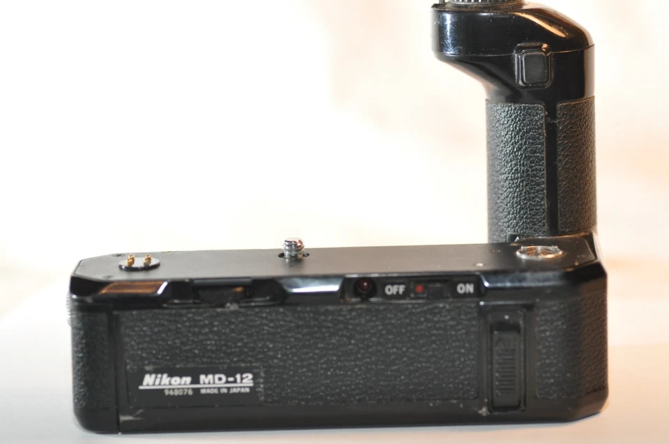 Unidad de motor Nikon MD-12 MD 12 PROBADA funcionando para FM2 FE2 FA FM3A FE FM Foto 2 de 4