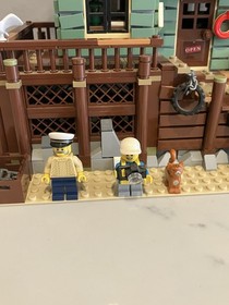 LEGO Ideas: Old Fishing Store 21310 Used 97% Complete READ DESCRIPTION