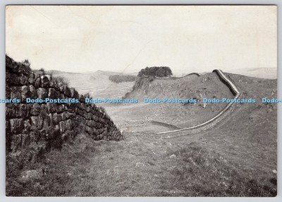 L352912 Die römische Mauer aus Cuddy Crag Norman Ward