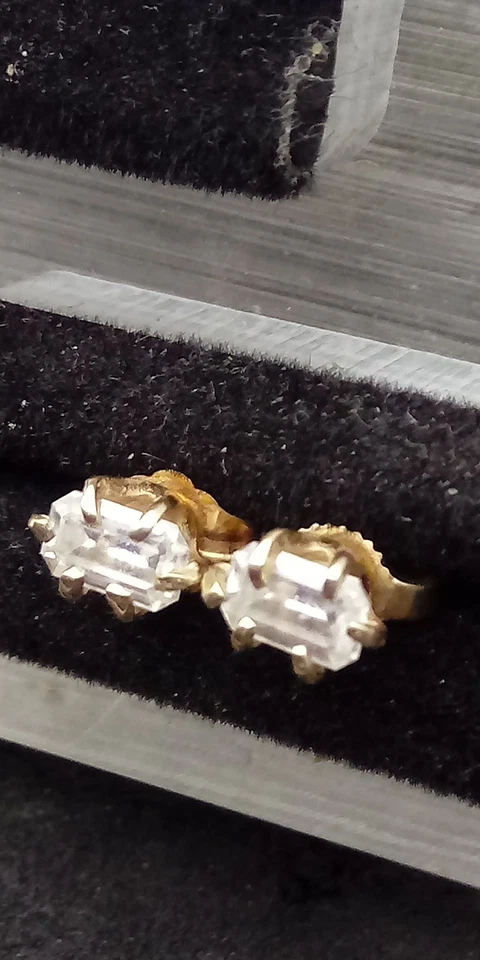 💫Aretes de moissanita corte esmeralda Charles & Colvard 14k 1,00 Cttw 🌟 Foto 2 de 4