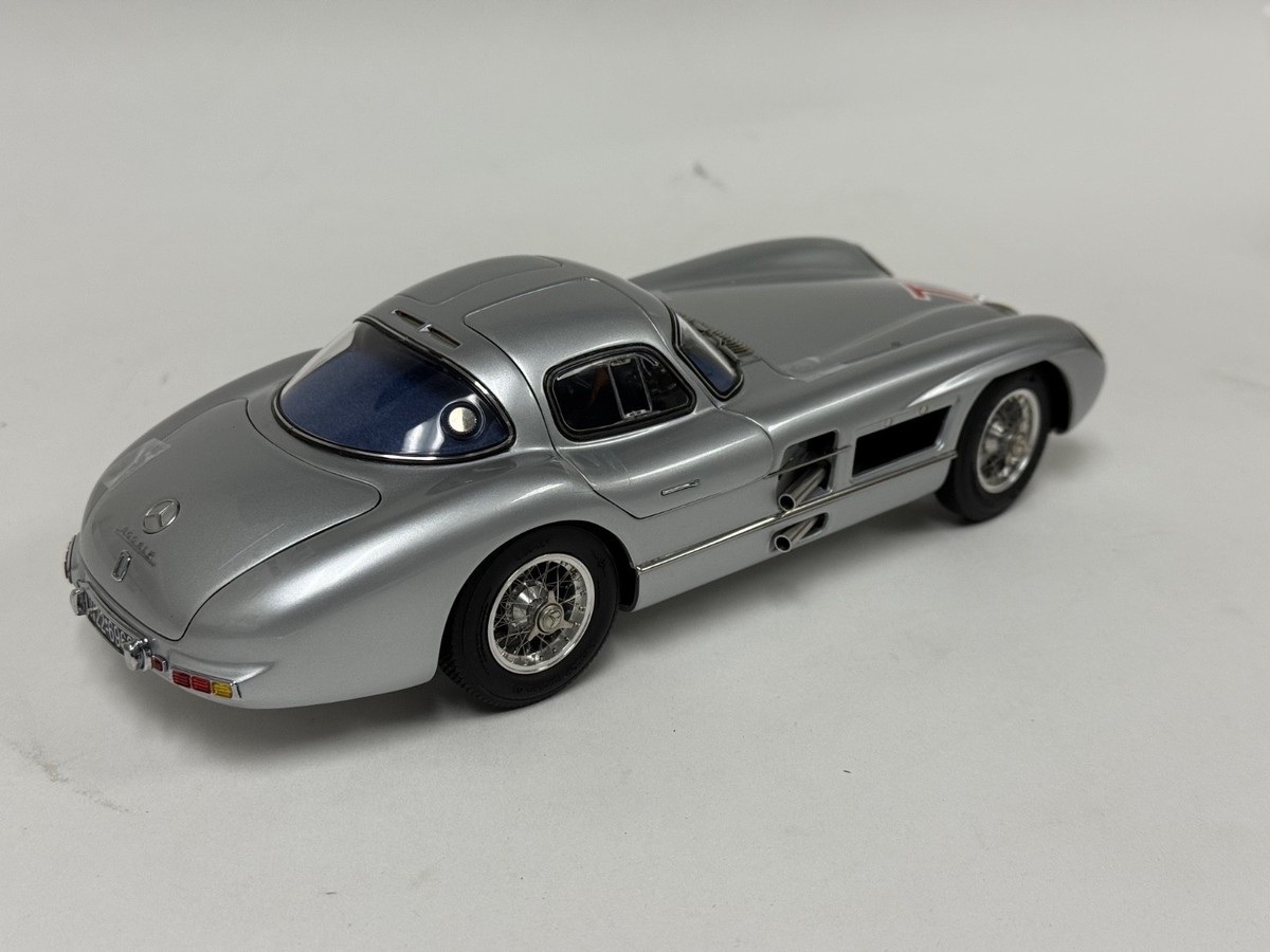 1/18 CMC Mercedes Benz 300 SLR Uhlenhaut Coupe, 1955 RAC Trophy M