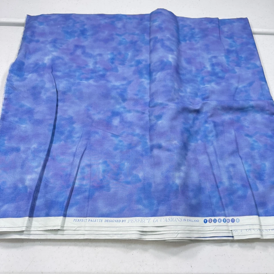 paleta perfecta ocasiones perfectas en inglaterra tela morado abstracto 43x291 8 años Foto 2 de 4