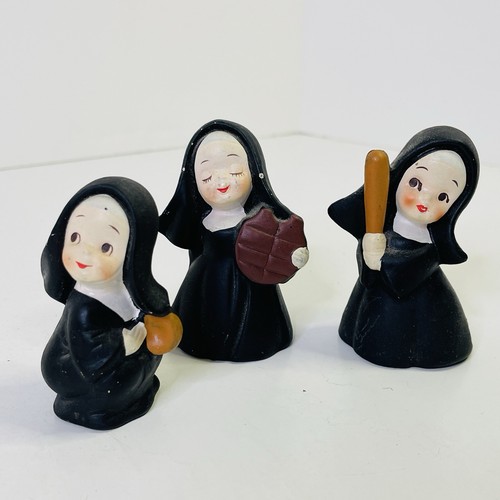 3 Vintage Nonnen spielen Baseball Enesco Japan handbemalt LESEN - Bild 5 von 12