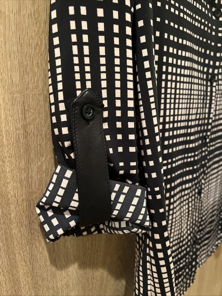 Alice + Olivia Blouse Sz XS Black And Tan Grid Lamb Leather Roll Tab - Image 3 of 4