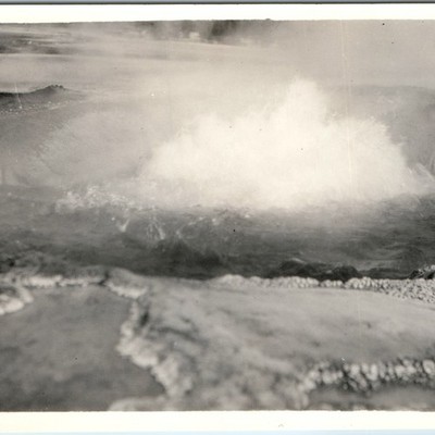 1920s Yellowstone National Park Clepsydra? Geyser Eruption Snapshot Photo WY Vtg