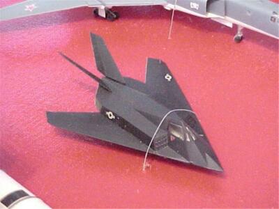 1/144 PLASTIC TRUMPETER HOBBY KIT LOCKHEED F-117 NIGHTHAWK