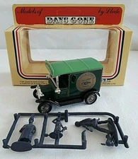 LLEDO DAYS GONE 1920 FORD MODEL T VAN MARKS & SPENCER DIECAST BOXED