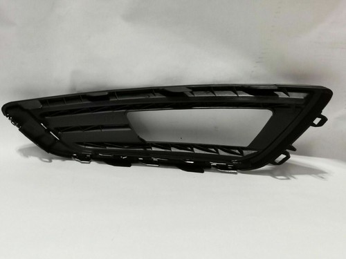 Bezel Bracket Fog Light Right Side 2015-2018 Ford Focus F1EZ15266D FO1039157 - Picture 2 of 2