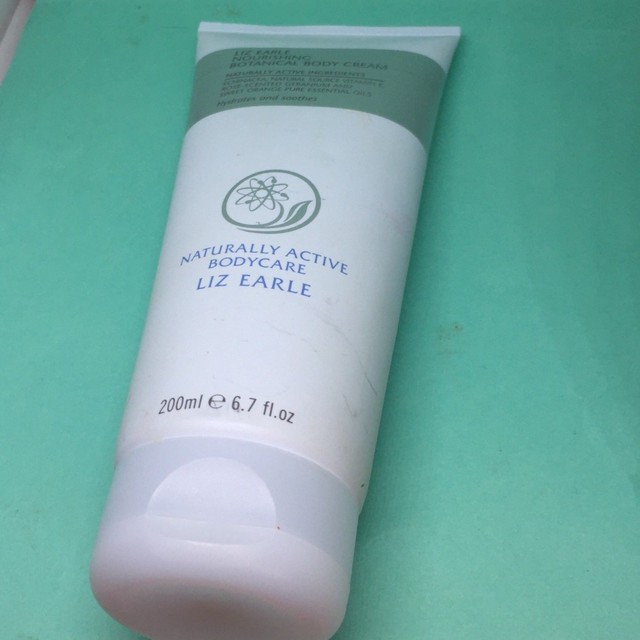 liz earle body cream