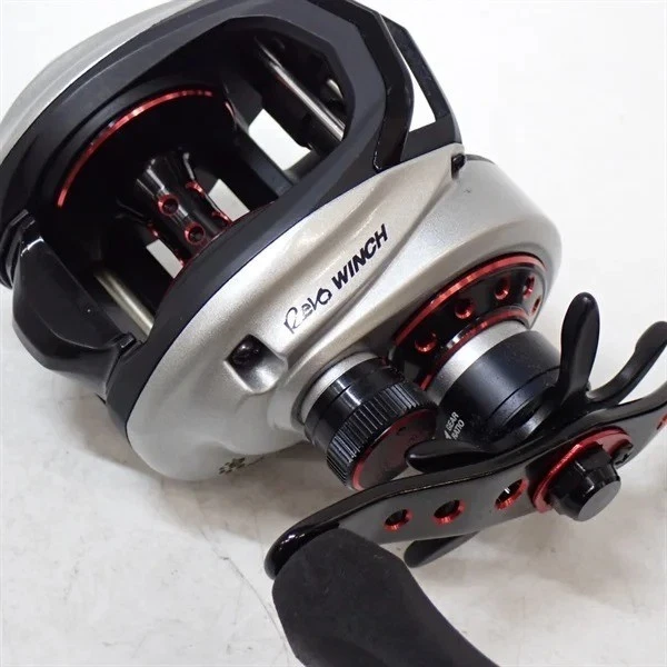 Cabrestante Abu Garcia Revo 5.4:1 casi nuevo carrete de baitcasting Japón usado Foto 3 de 4