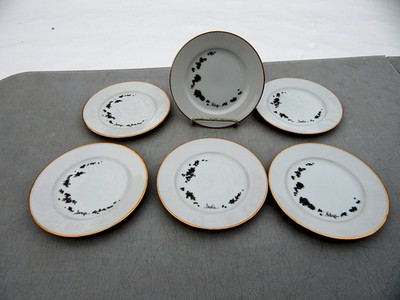 SET OF 6 WILLIAMS AND SONOMA BELUGA CAVIAR PLATES - 6 INCH DIAMETER