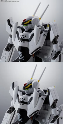 BAS69257: HI-METAL R Macross Zero VF-0S Phoenix (Roy Focker) + QF