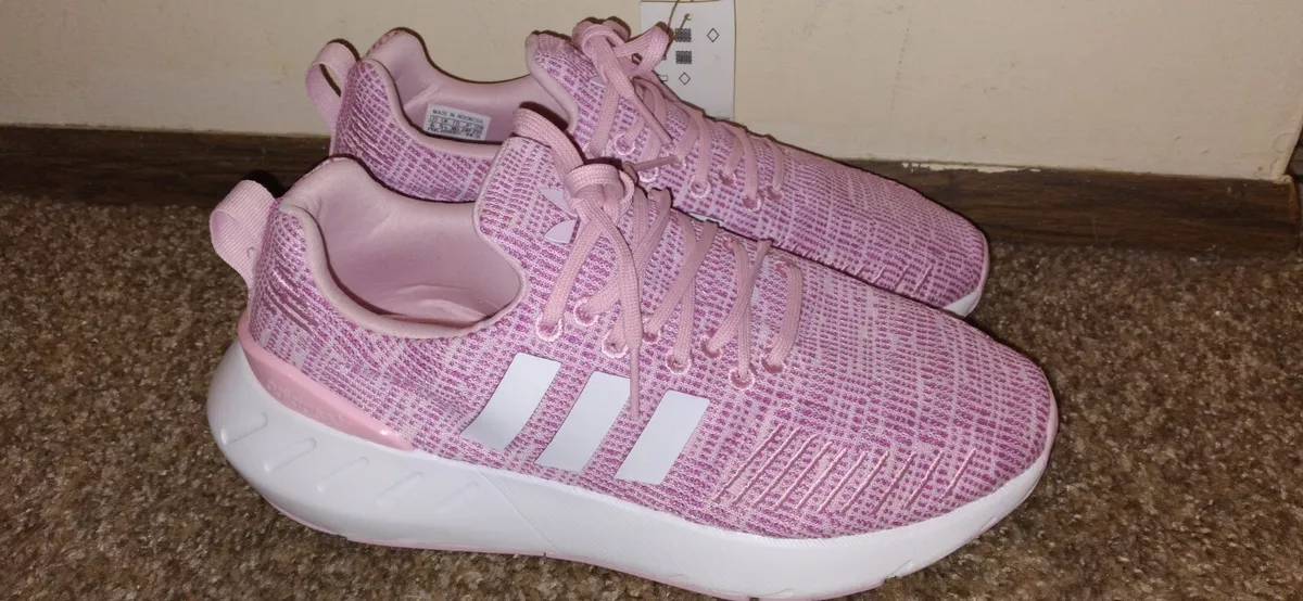 Adidas swift hotsell run j kids