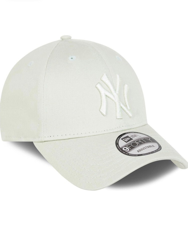 New Era NY Yankees 9FORTY Cap Green Adjustable MLB Colour Essentials Hat BNWT