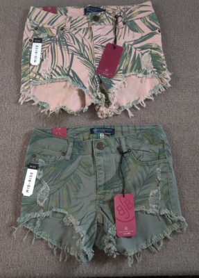 Lot of 2 Boom Boom Jeans Distressed Raw Hem Midrise Shorts 7 Tropical Palm Trees