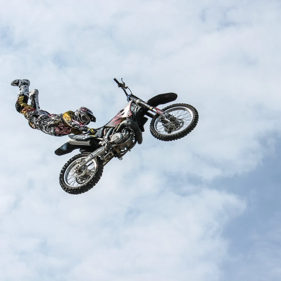 Piñón delantero Husqvarna WR 500 1984 JT plateado 14T 520 JTF823.14 Foto 4 de 4