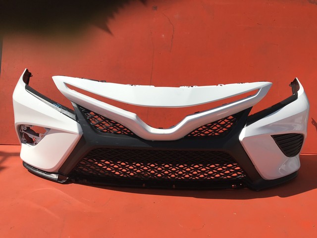 2018 2019 Toyota Camry SE Front Bumper Cover USED EBay
