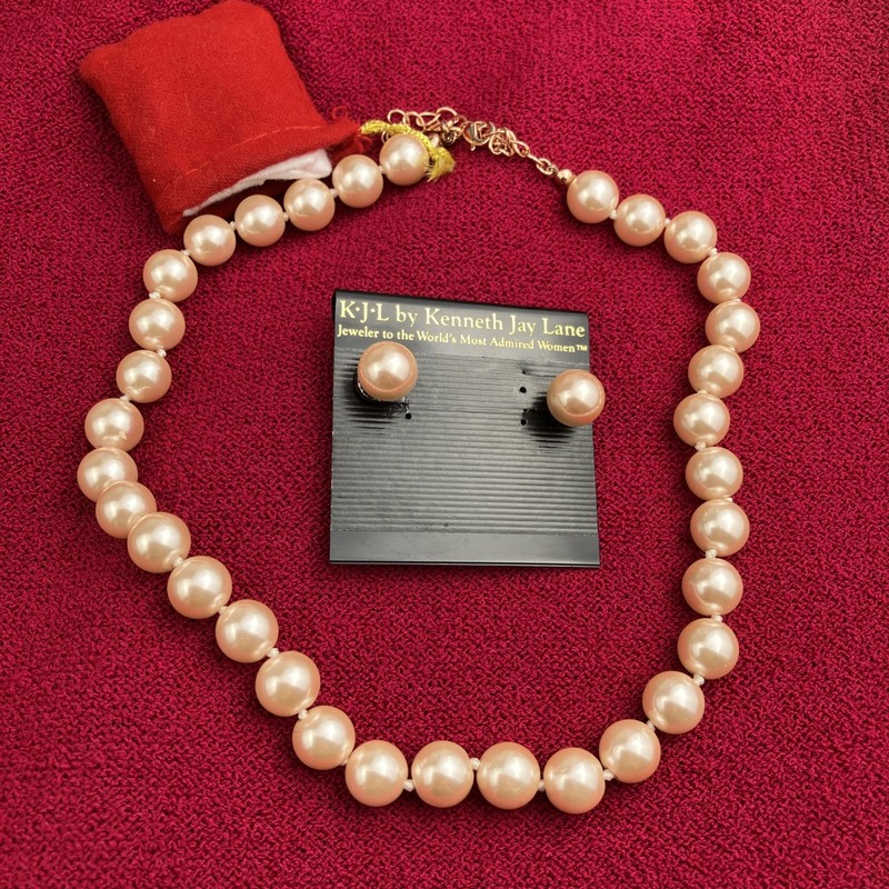 Vintage KJL  Kenneth Jay Lane Pink Peach Faux Pearl Necklace Earring Set