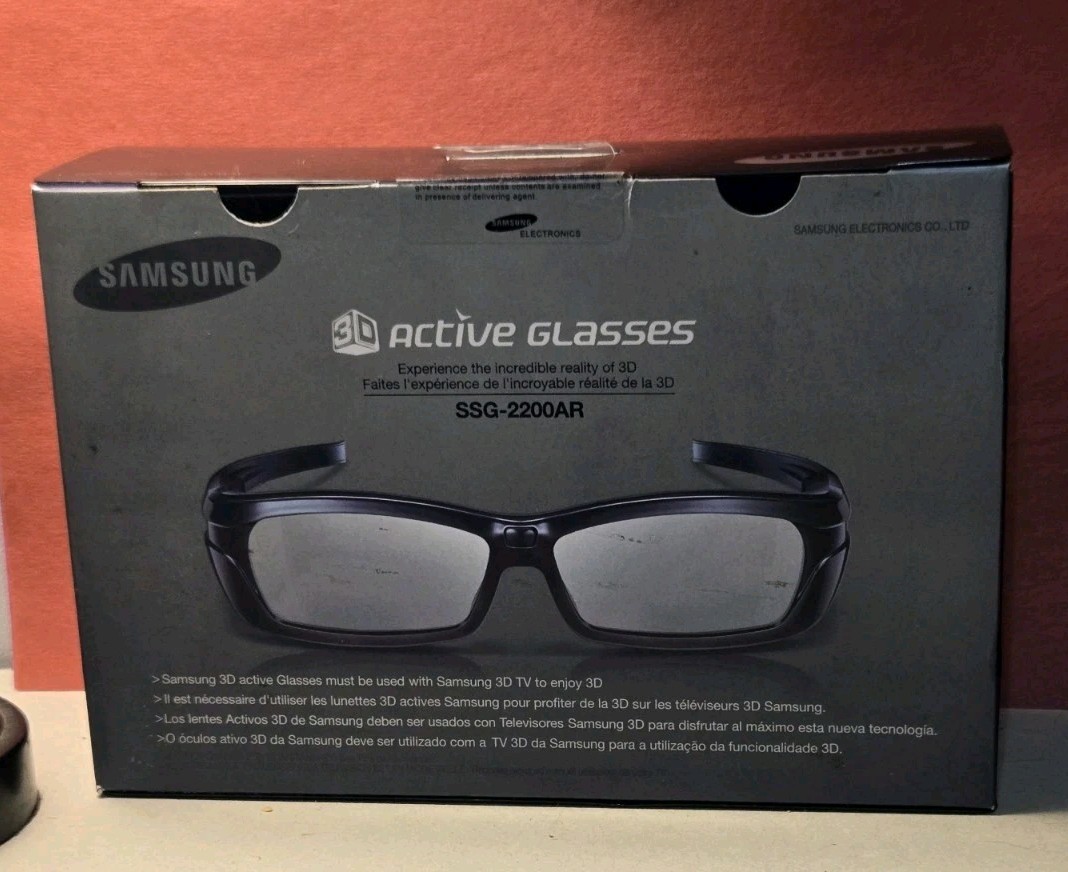 Samsung 3D Active Glasses SSG-2200AR New In Box Red And Black