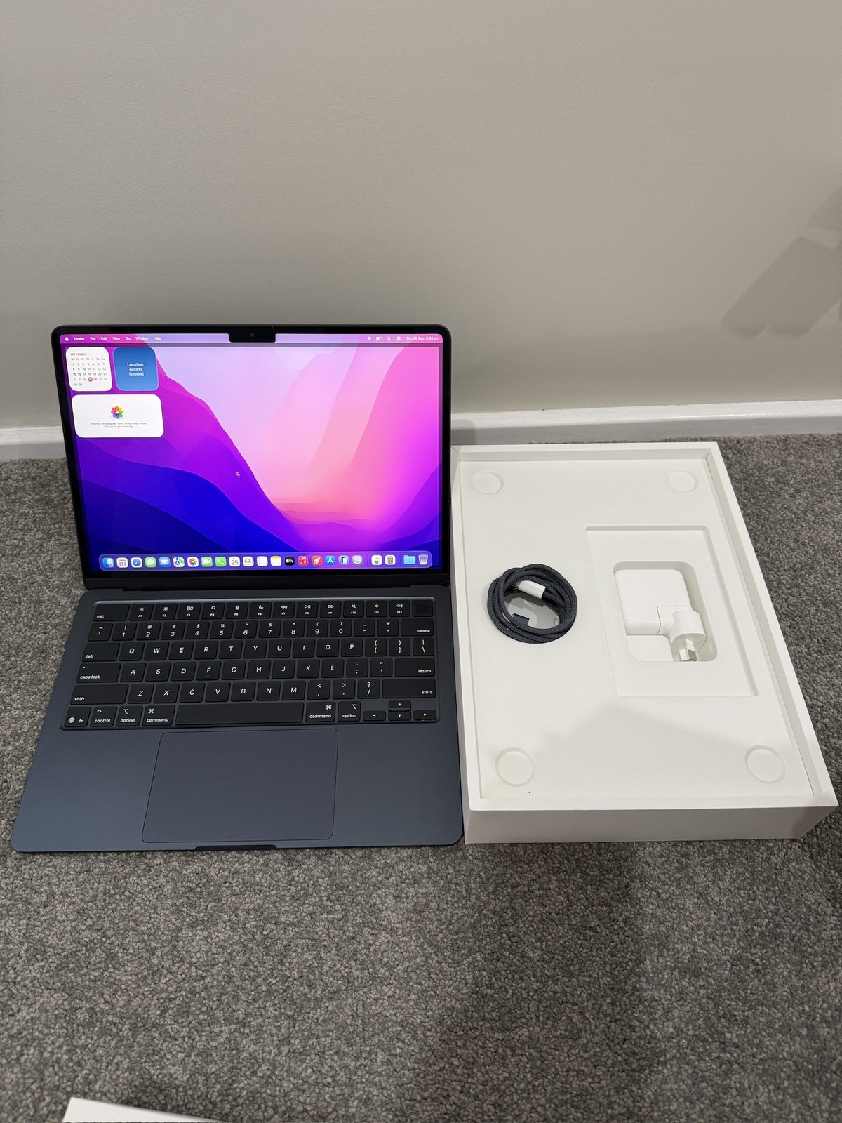 Apple MacBook Air M2 13” 256GB 8GB (Midnight) - 100% Battery Health! AS NEW COND