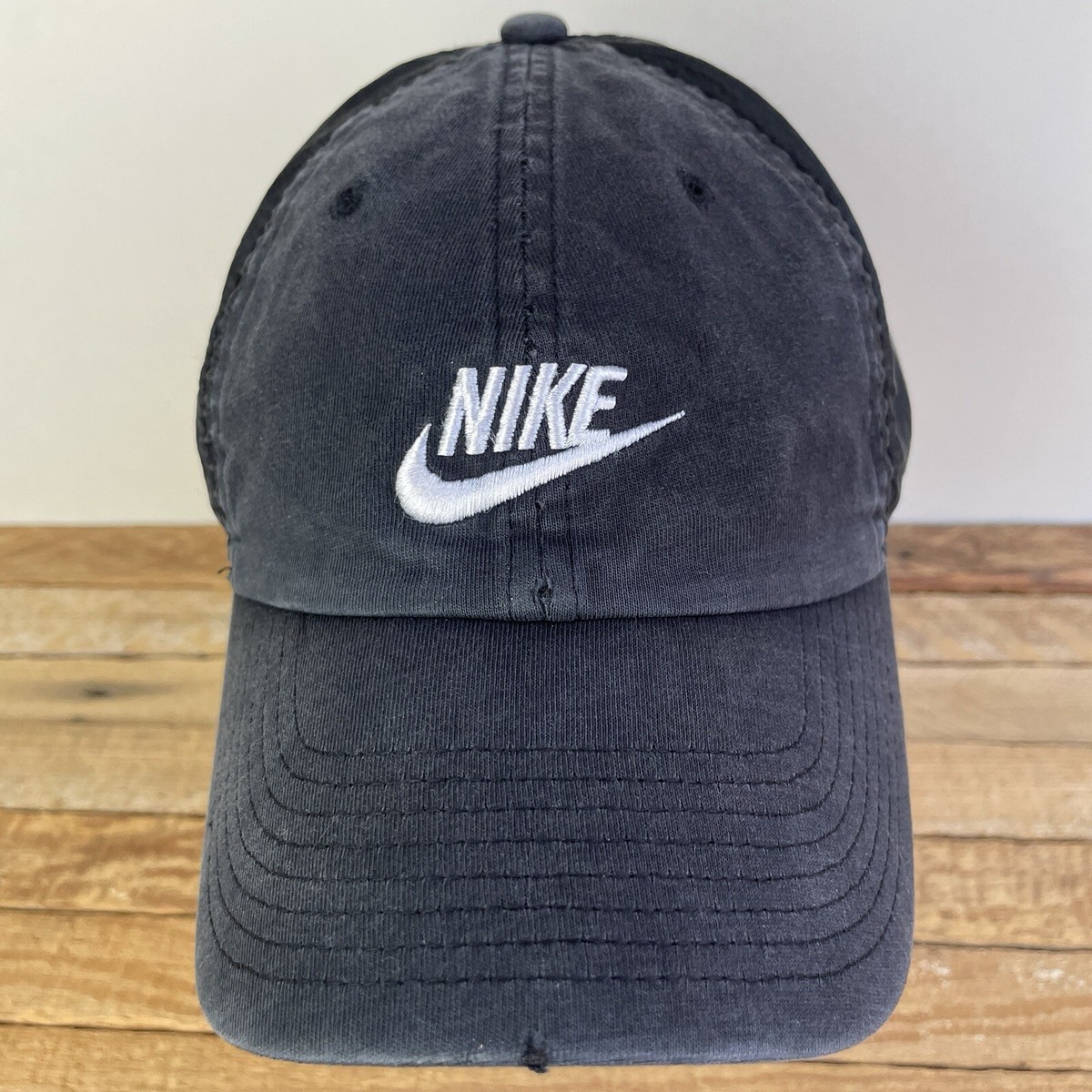 Nike 1 Size Heritage86 Hat Adjustable Hat Cap Black Blue (flaw)