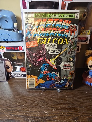 Captain America #219 (Marvel) - Picture 3 of 15