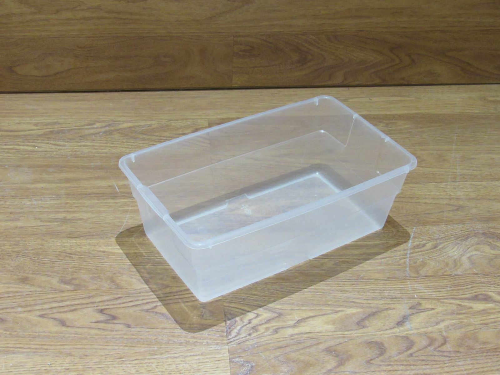 Sterilite Storage Tote 13.5in x 8in x 5in