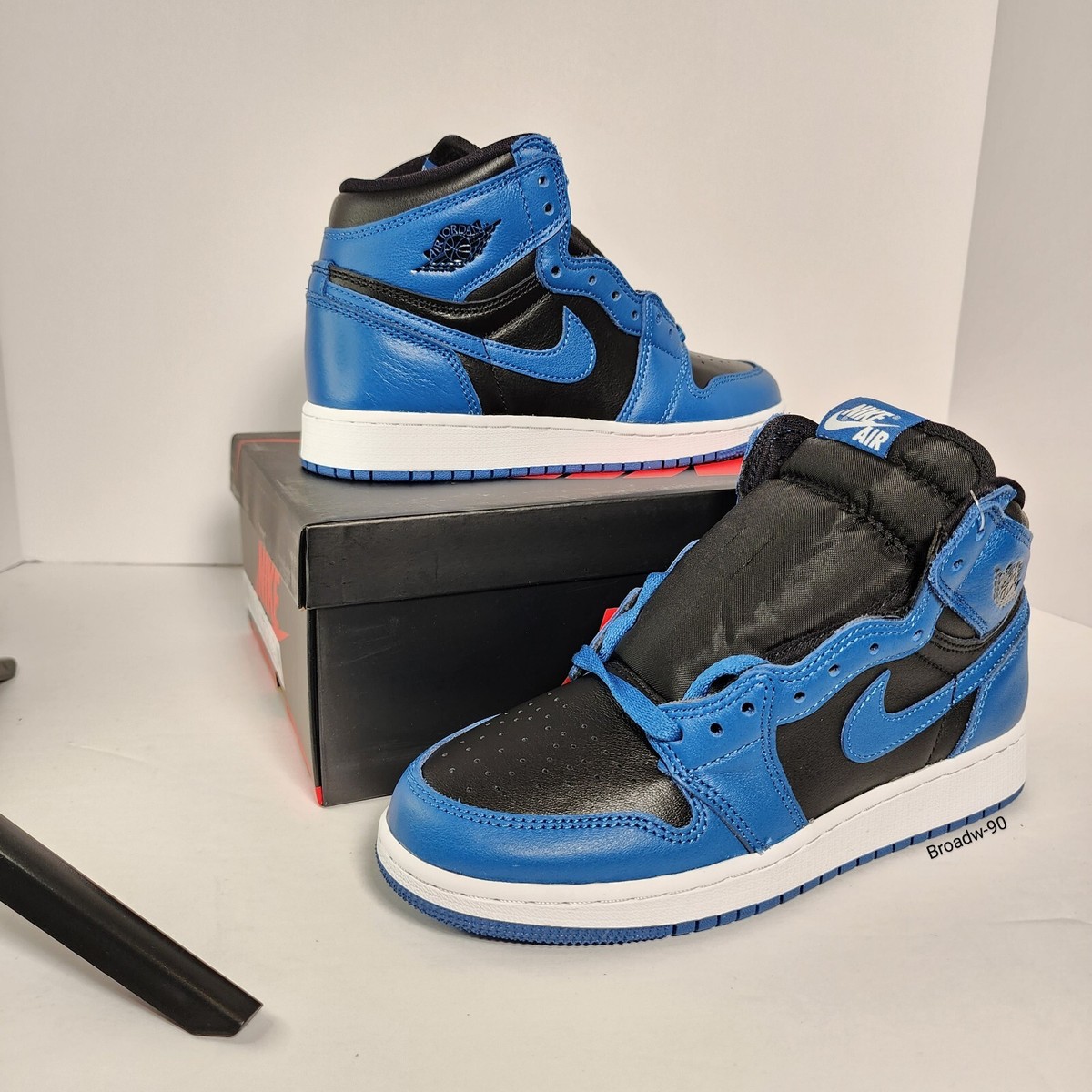 Air Jordan 1 Retro High OG Dk Marina Blue/Blk-White 575441-404  