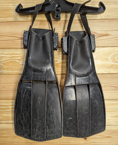 Palmes Typhoon Storm - Palmes Pieds Entiers Souples Pour Plongée, Apnée Et Snorkeling - Longueur Lame 25-30 Cm