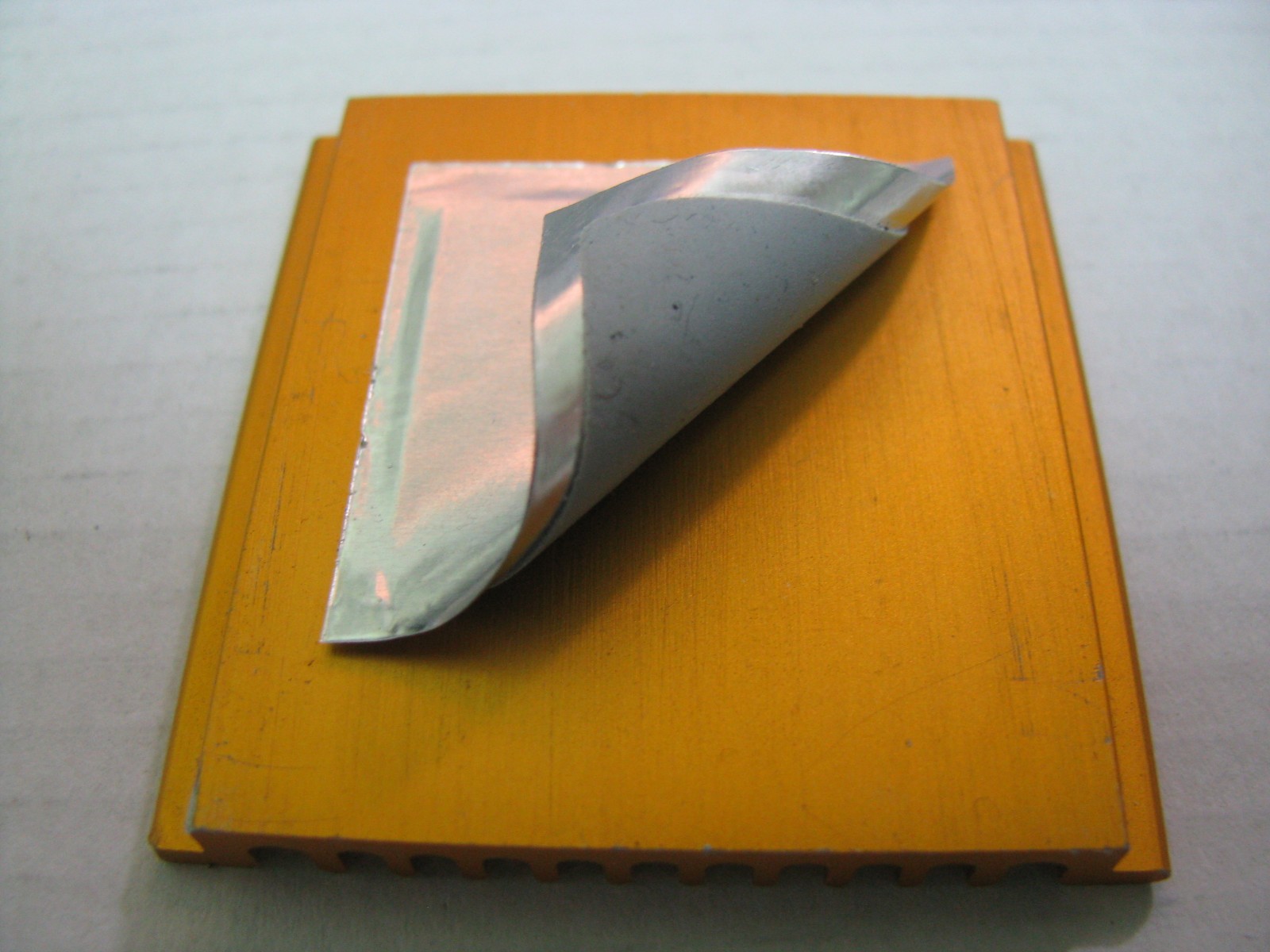 Fujipoly Ultra Extreme Wärmeleitpad - 100x15x1,5mm Mit 17,0 W/mK Leitfähigkeit