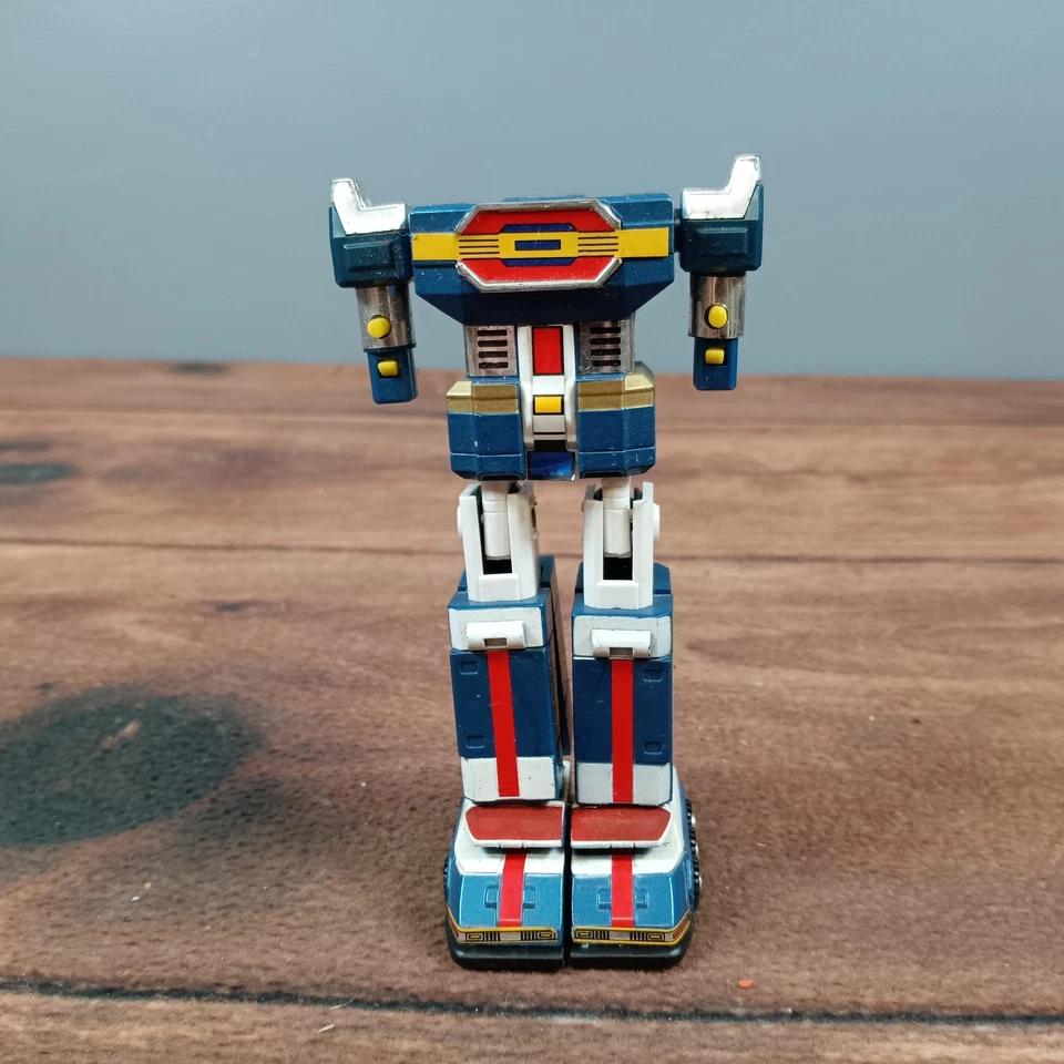 Popy Chogokin Action Figure GB97 Robot Dyna No Head Red Blue Transforming Sentai - Image 2 of 4