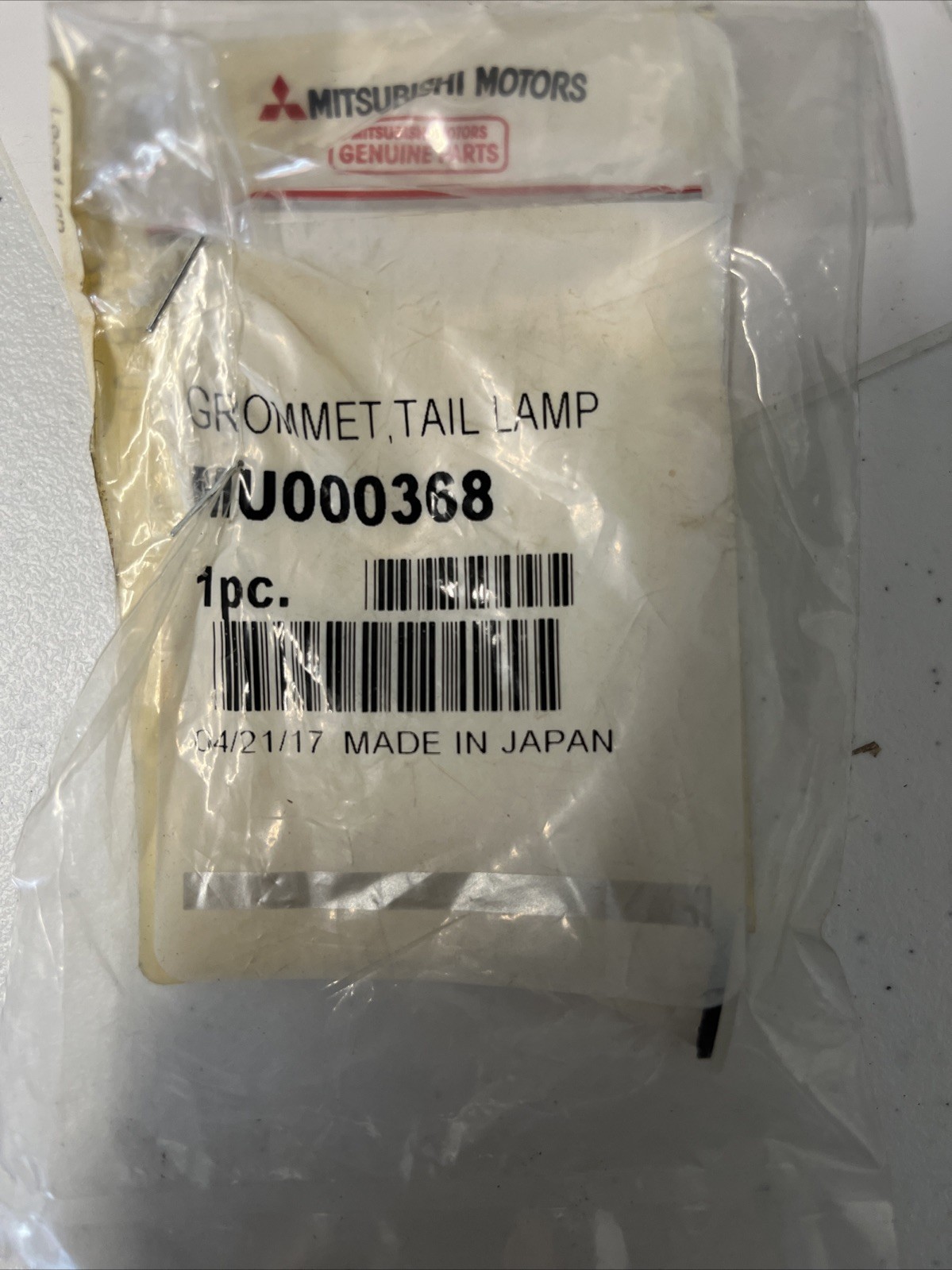 Genuine Mitsubishi Combo Lamp Assembly Grommet MU000368 | eBay