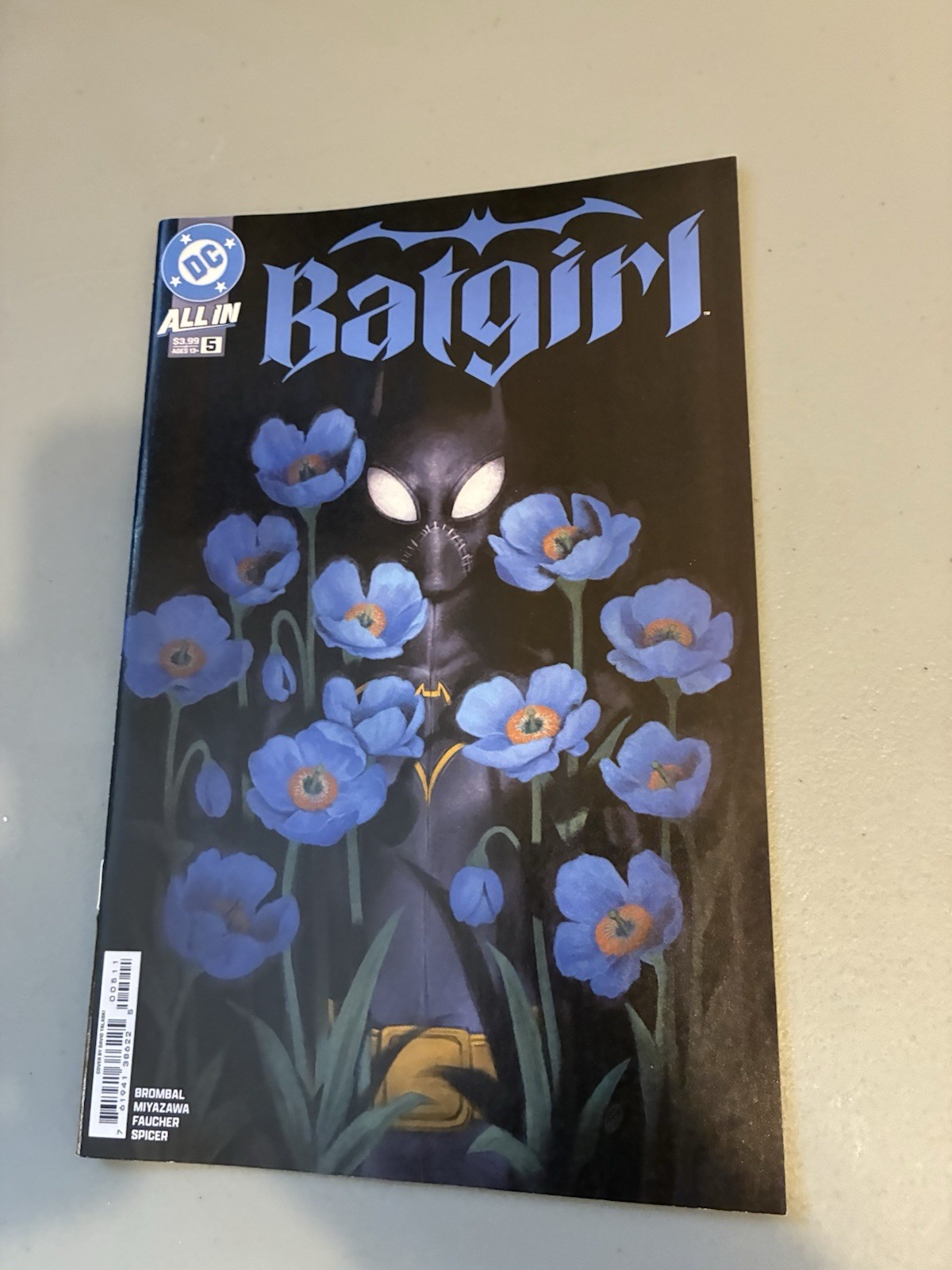 “Batgirl,” #5; Cover A by David Talaski; 2025; 9.4 NM; Ships Free!
