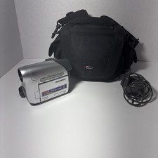 Samsung digital video camcorder digital cam SC   D363NTSC with cords  camerabag